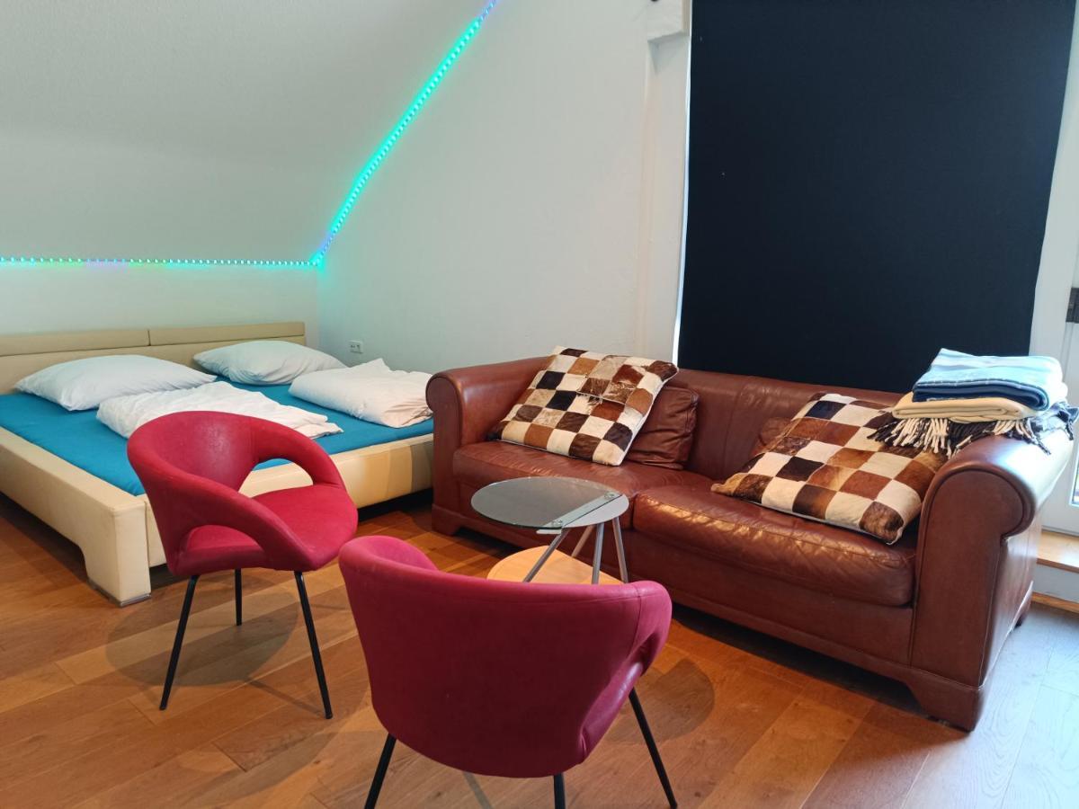In Villa 56 Qm Apartment, 24 H Check-In,Free Parking Hannover Exteriér fotografie